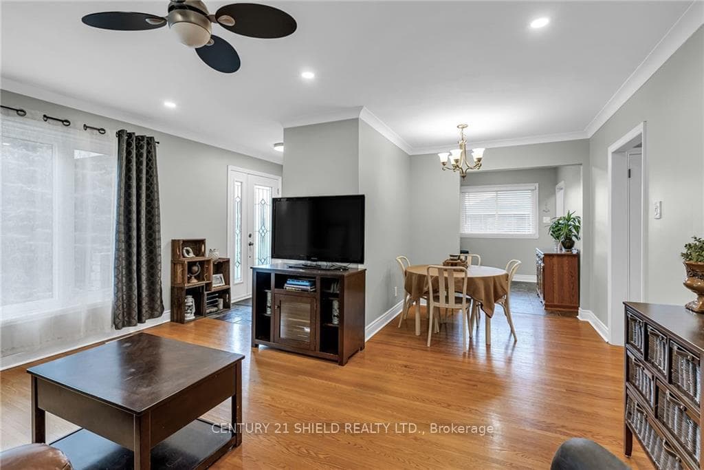 1707 DOVER Road photo 5