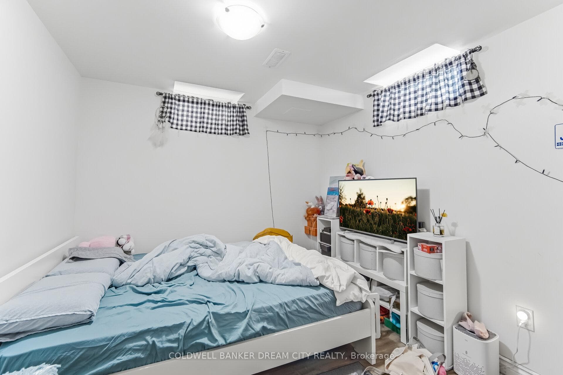 382 Kirkham Drive photo 42