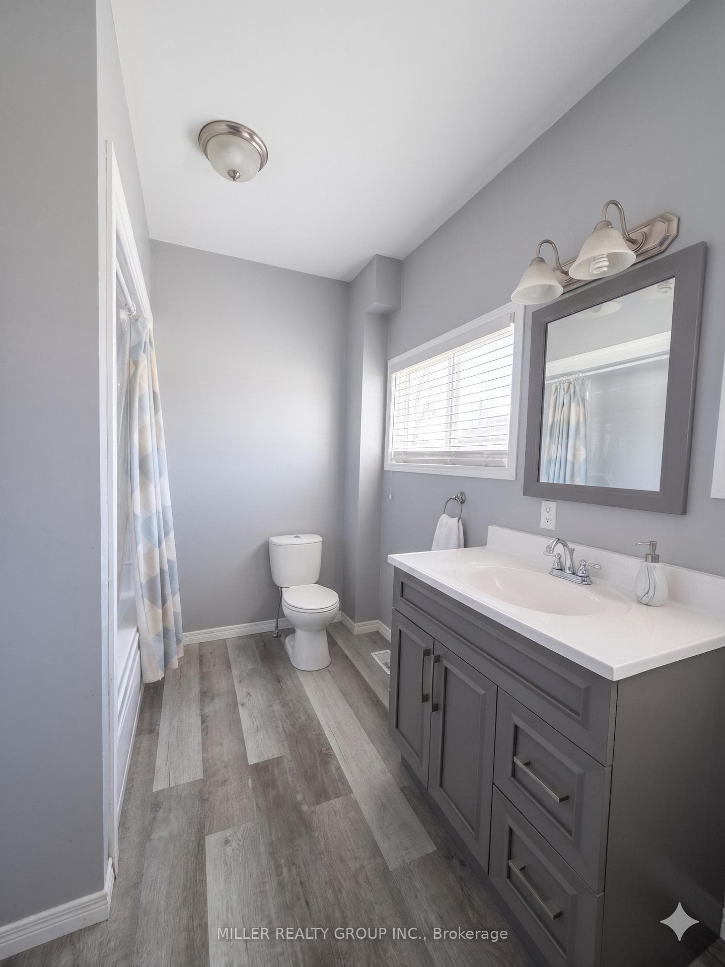 175 Georgina Avenue photo 7