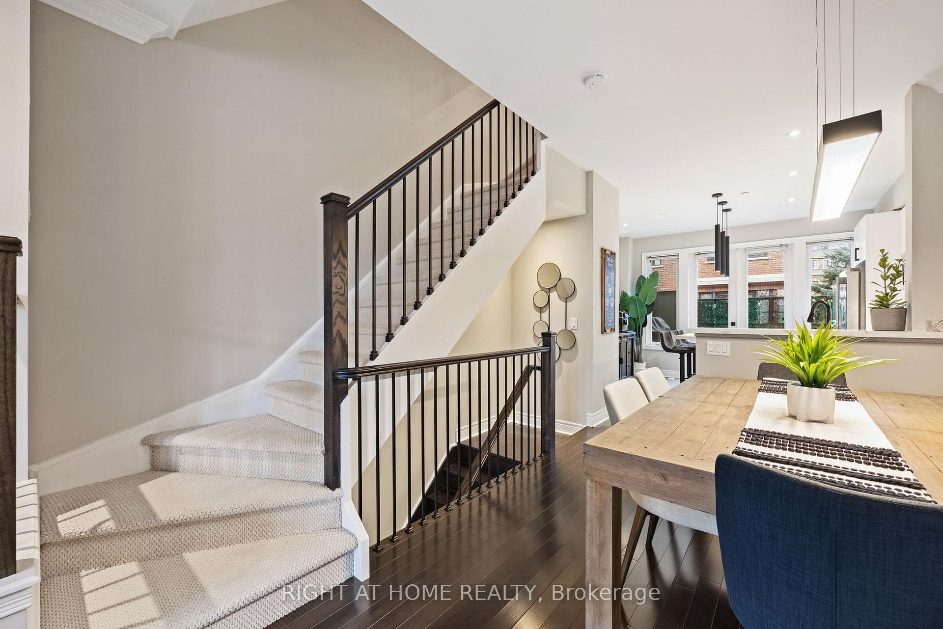 8325 Kipling Avenue photo 8