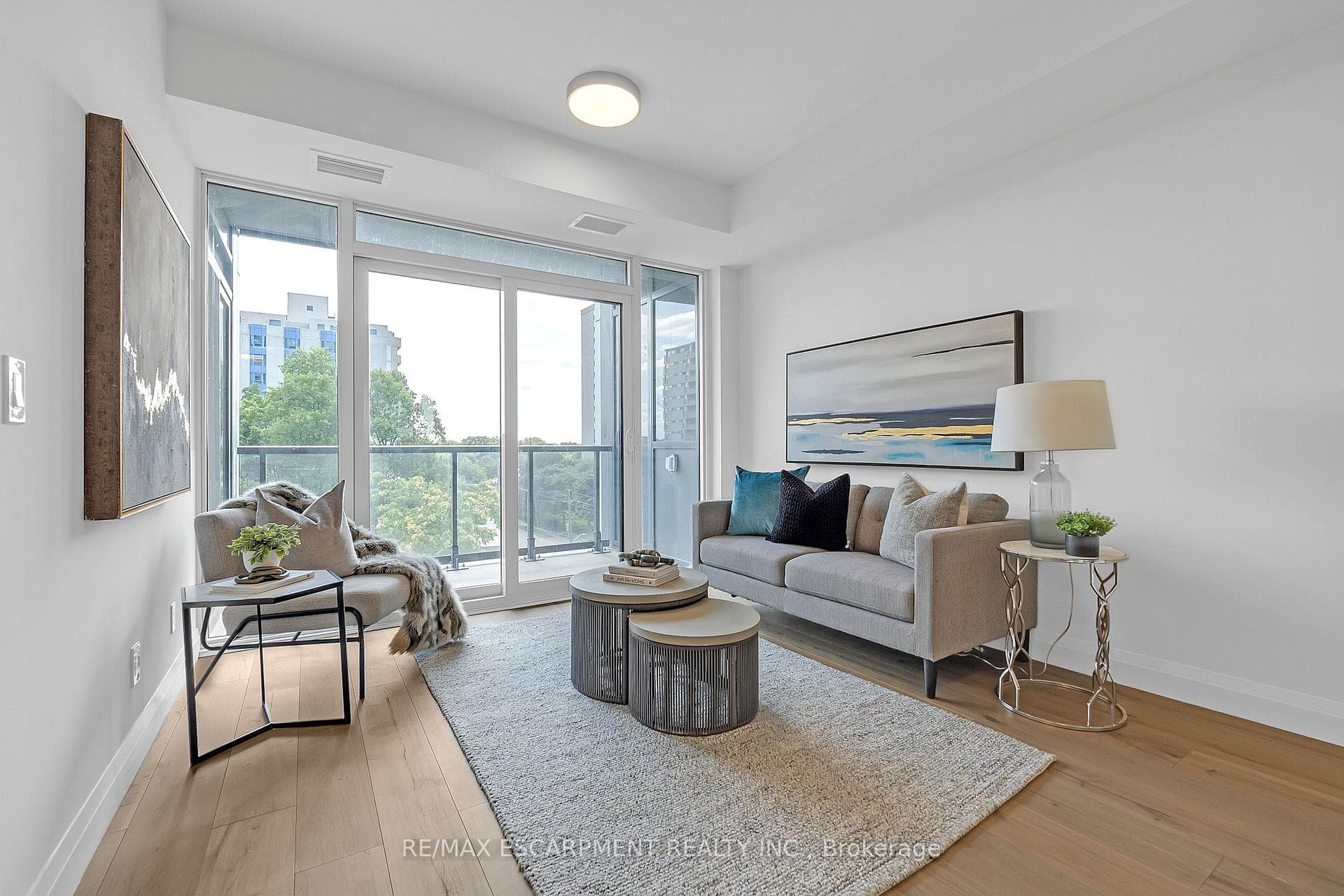 500 Brock Avenue Unit 501 photo 10