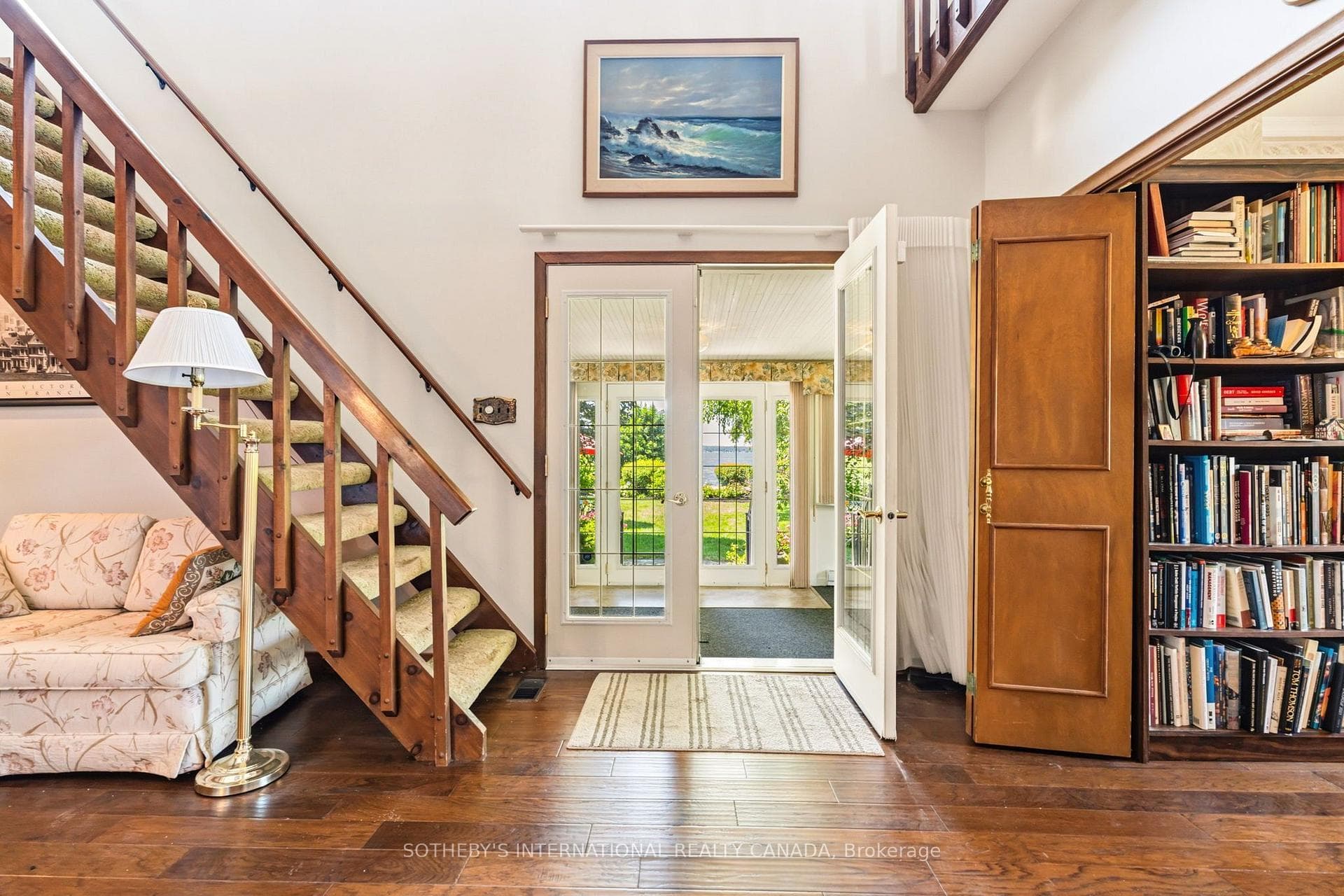 Front porch entry to the home.