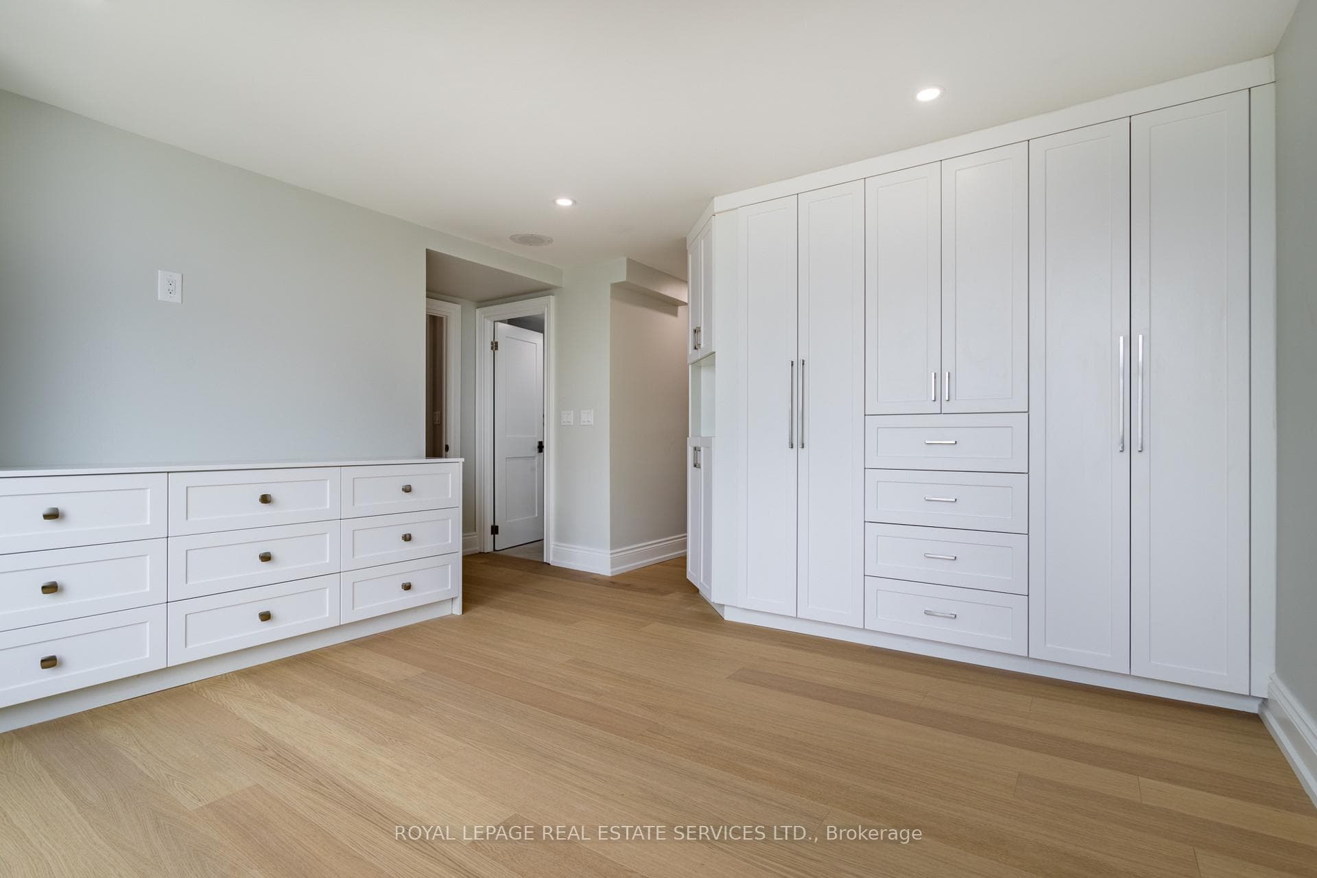 1 Palace Pier Court Unit 3608 photo 24