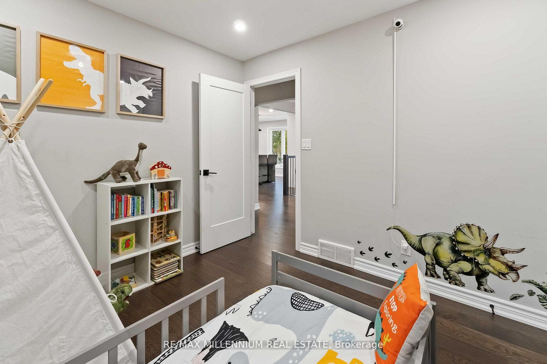 45 Bradley Street photo 11