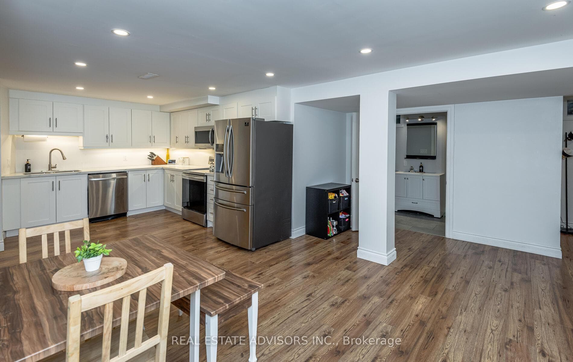 426 Keith Avenue photo 31