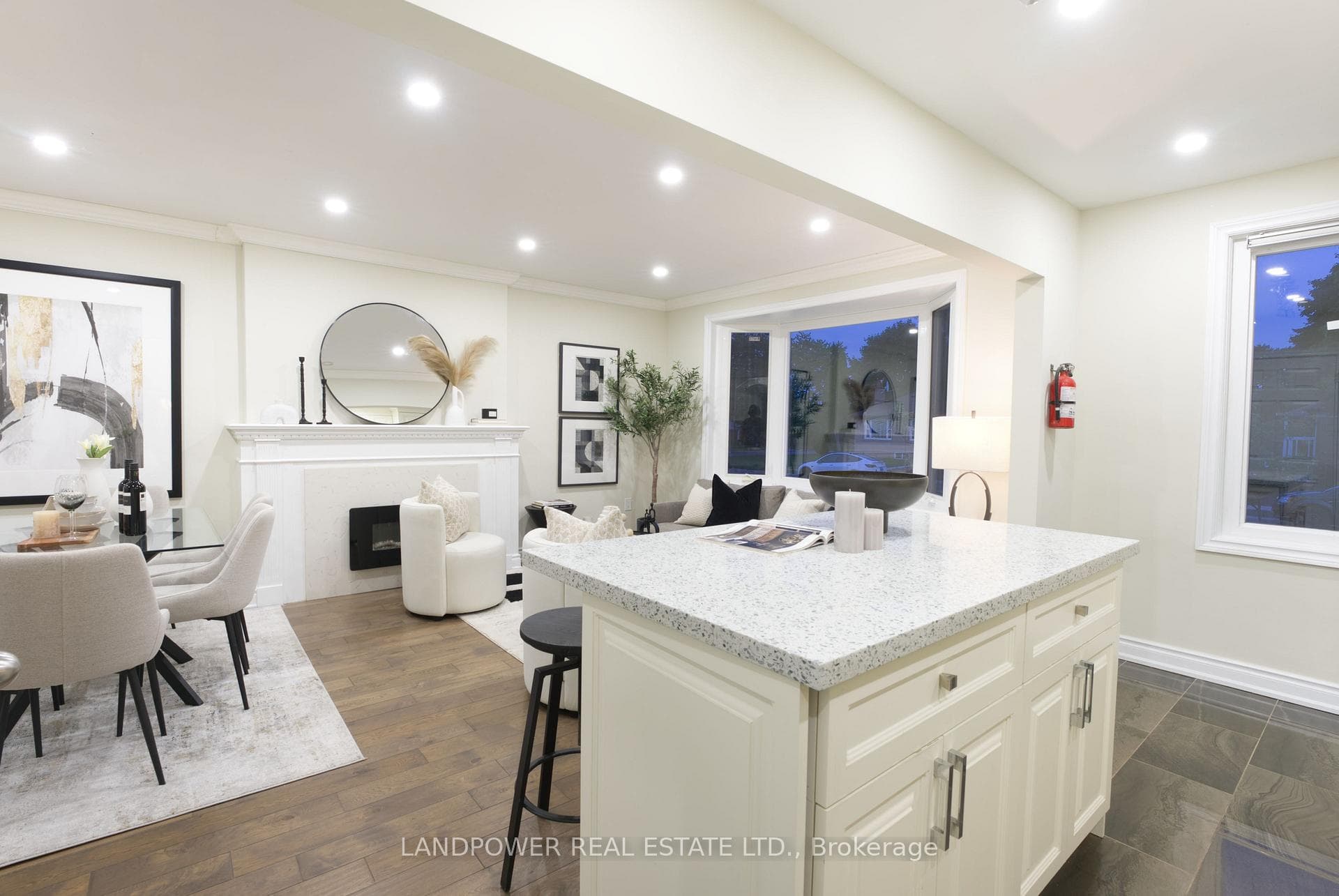 24 Dewey Drive photo 18