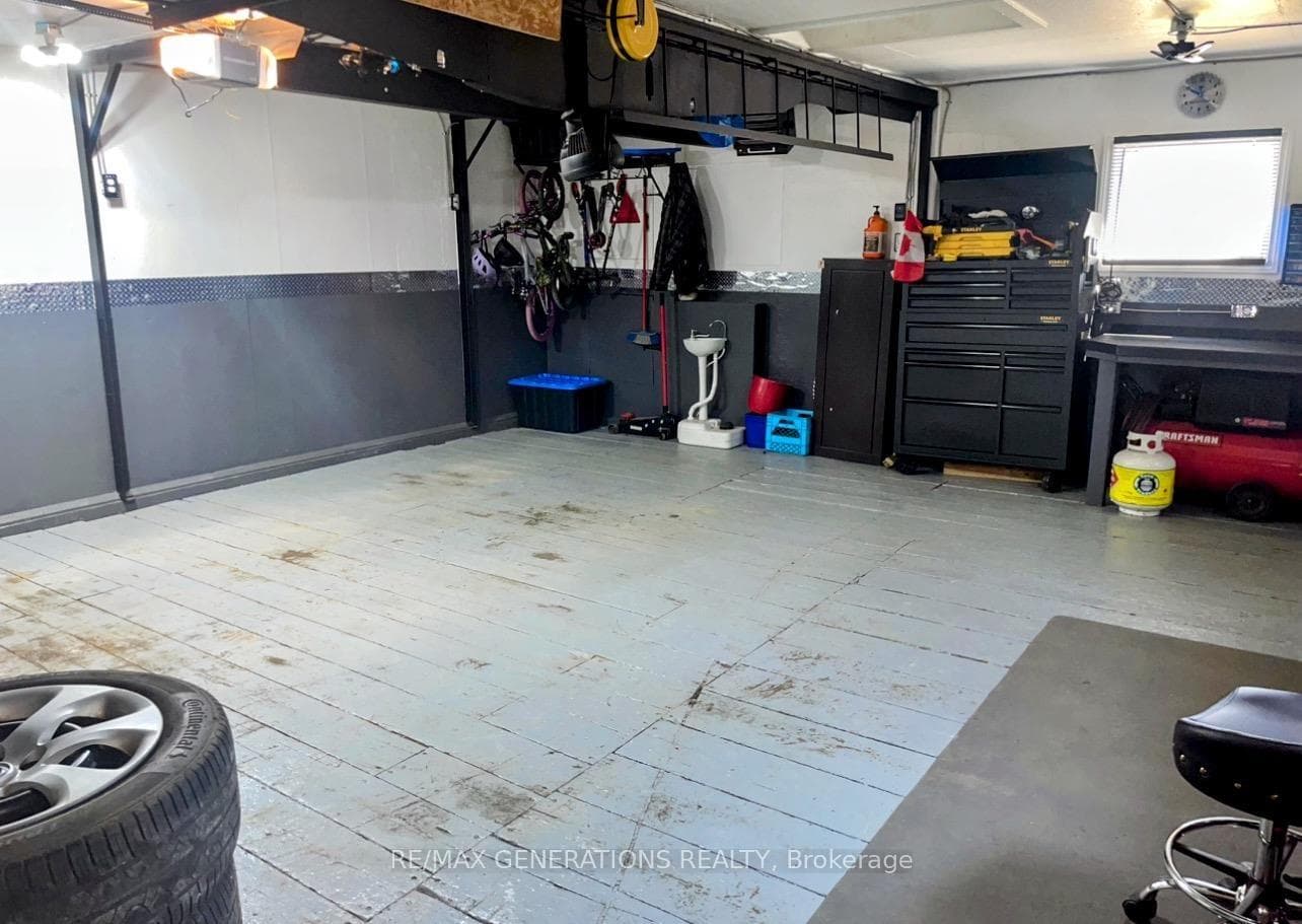 22 Stevens Avenue photo 41