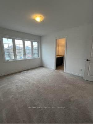 183 Werry Avenue photo 10