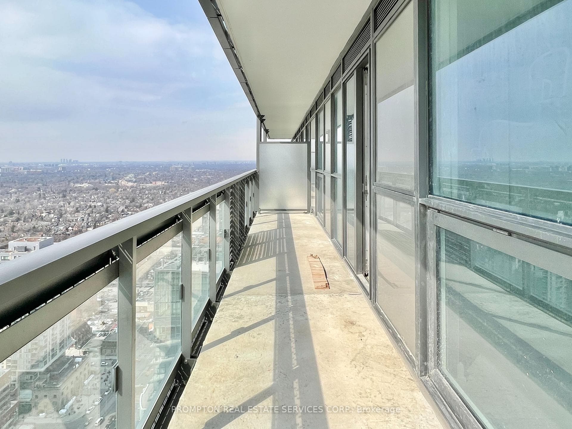 39 Roehampton Avenue Unit 4206 photo 26