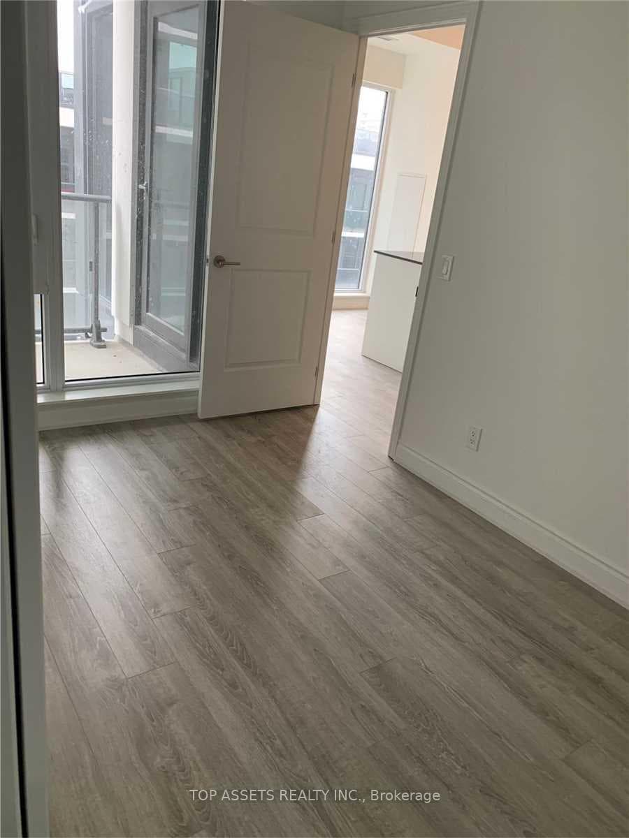 9618 Yonge Street Unit 508 photo 8