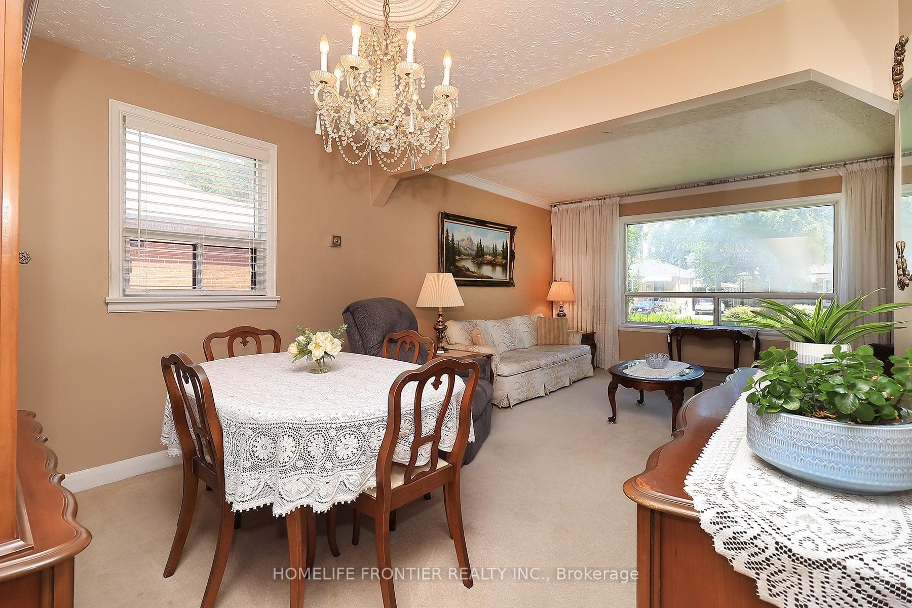 120 North Carson Street photo 7