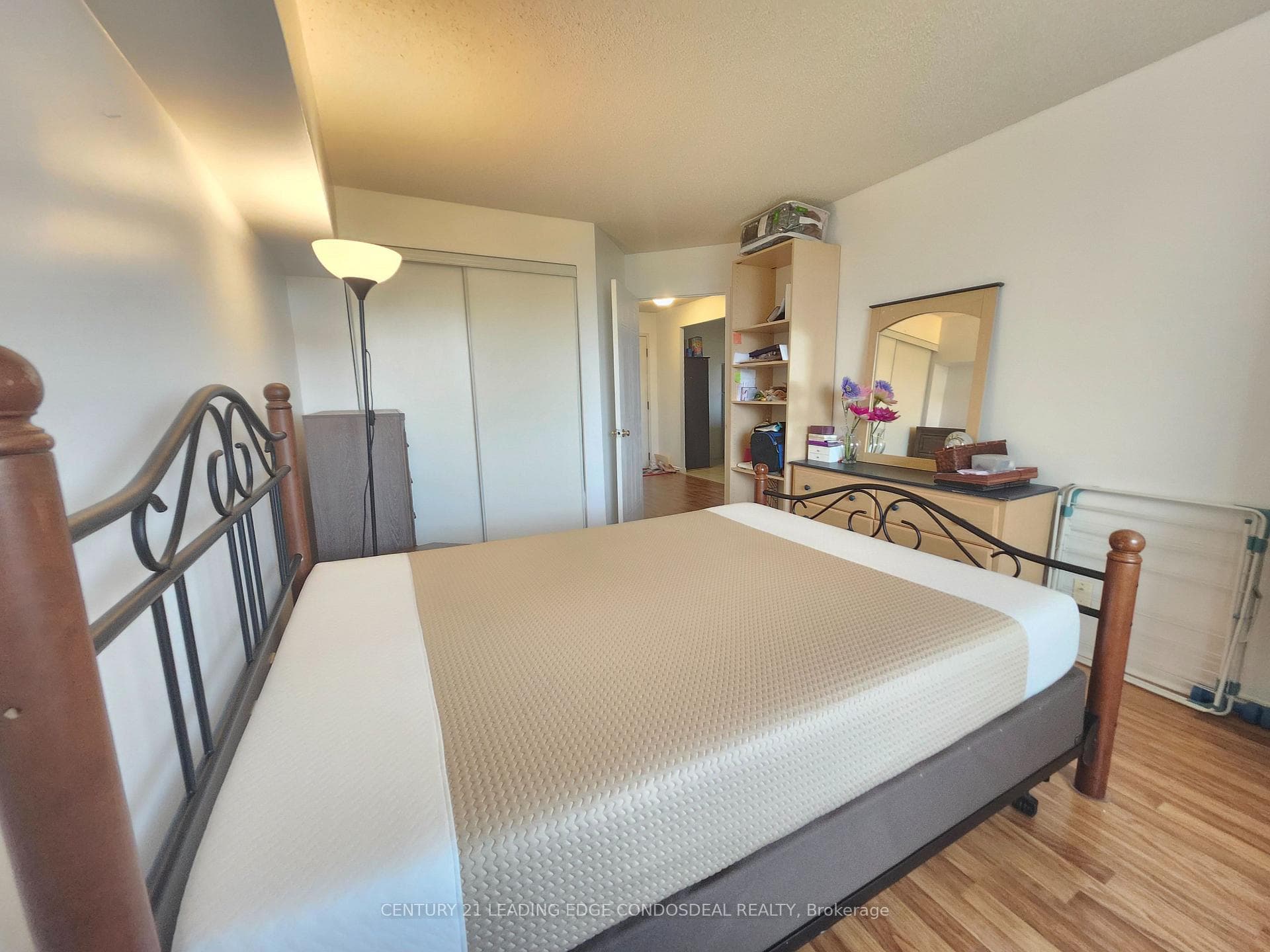 480 Mclevin Avenue Unit 204 photo 17