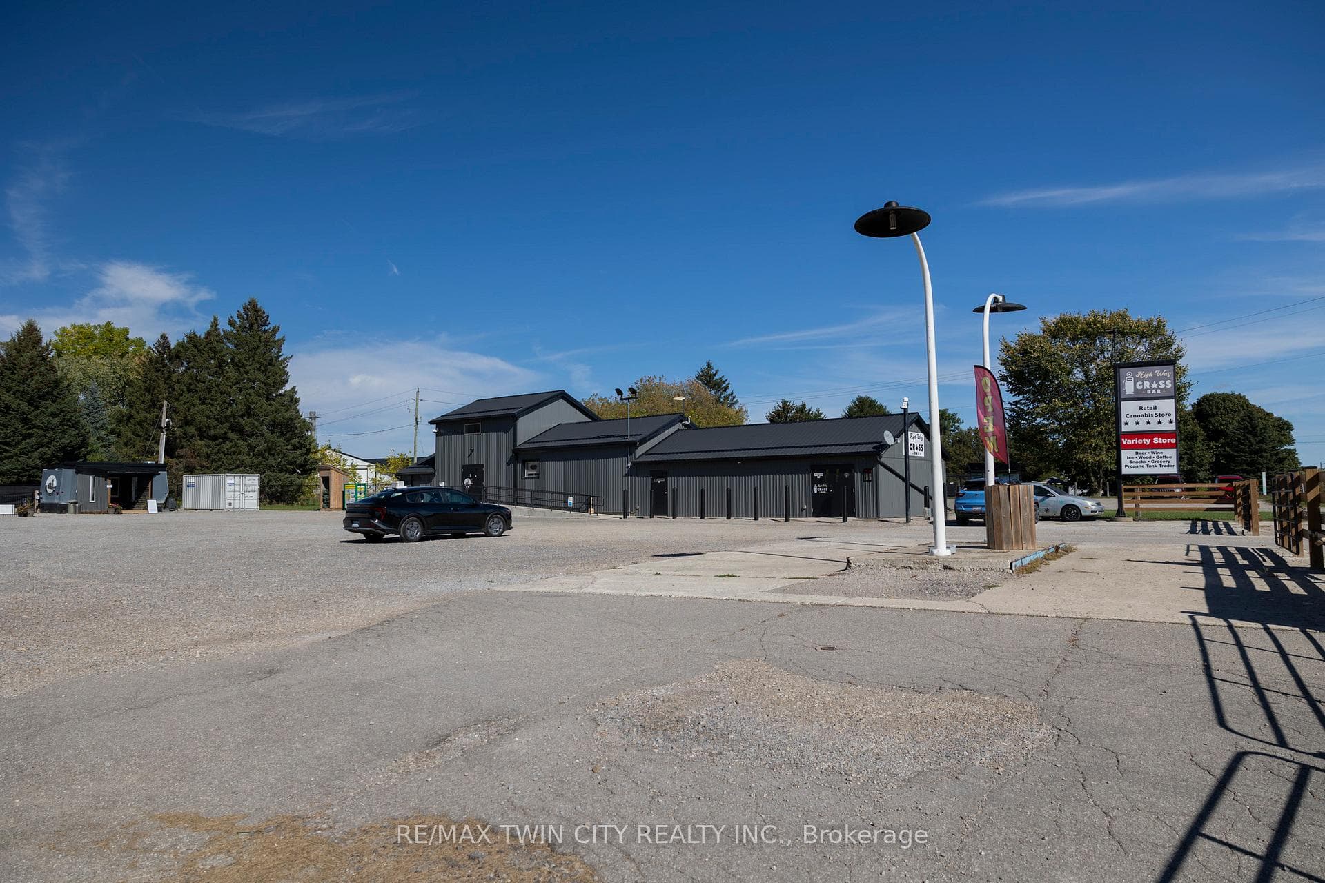 230 OAKLAND Road photo 9
