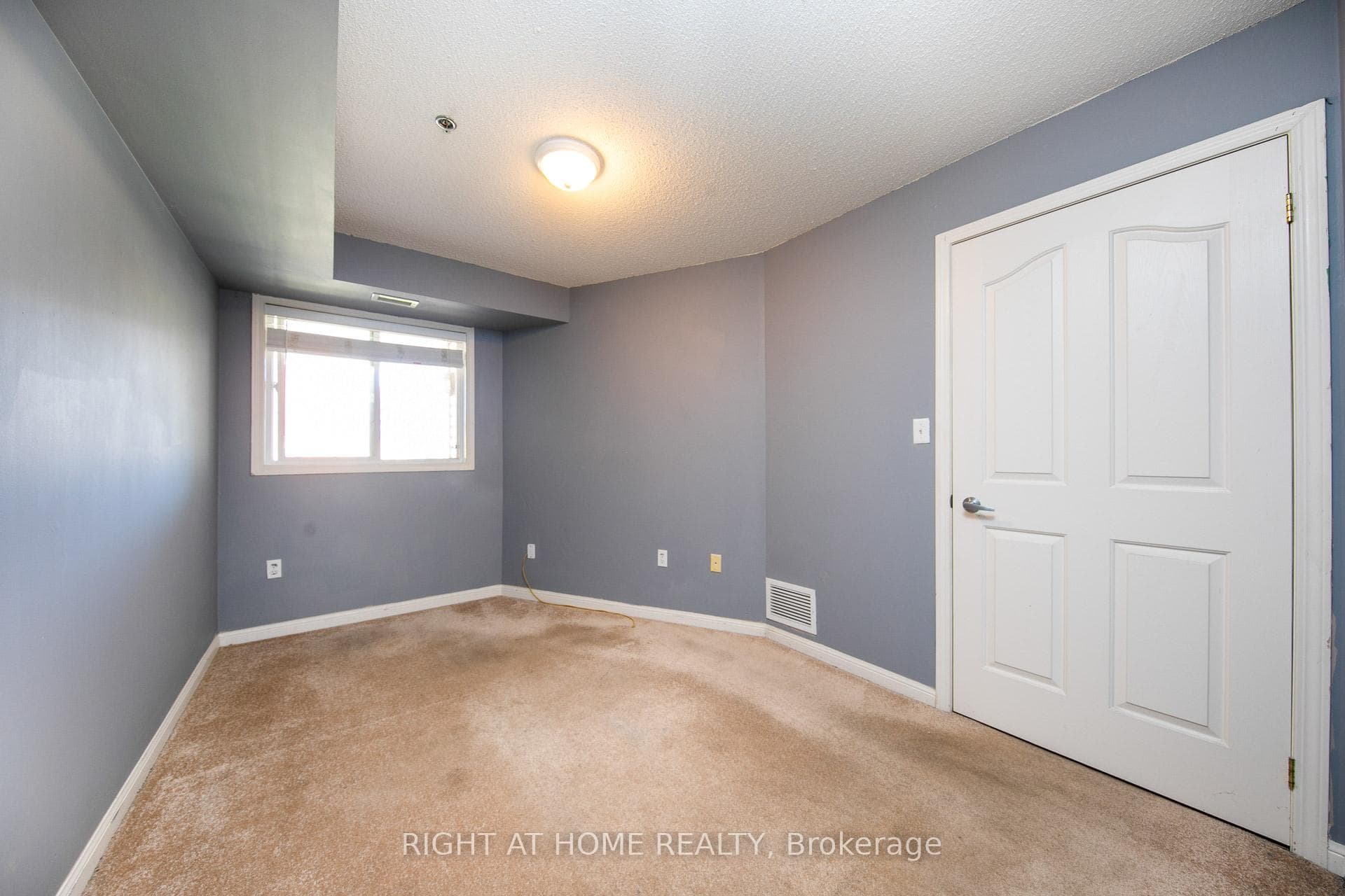 5225 Finch Avenue Unit 222 photo 13