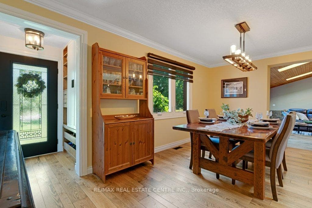 3786 Old Beverly Road photo 4