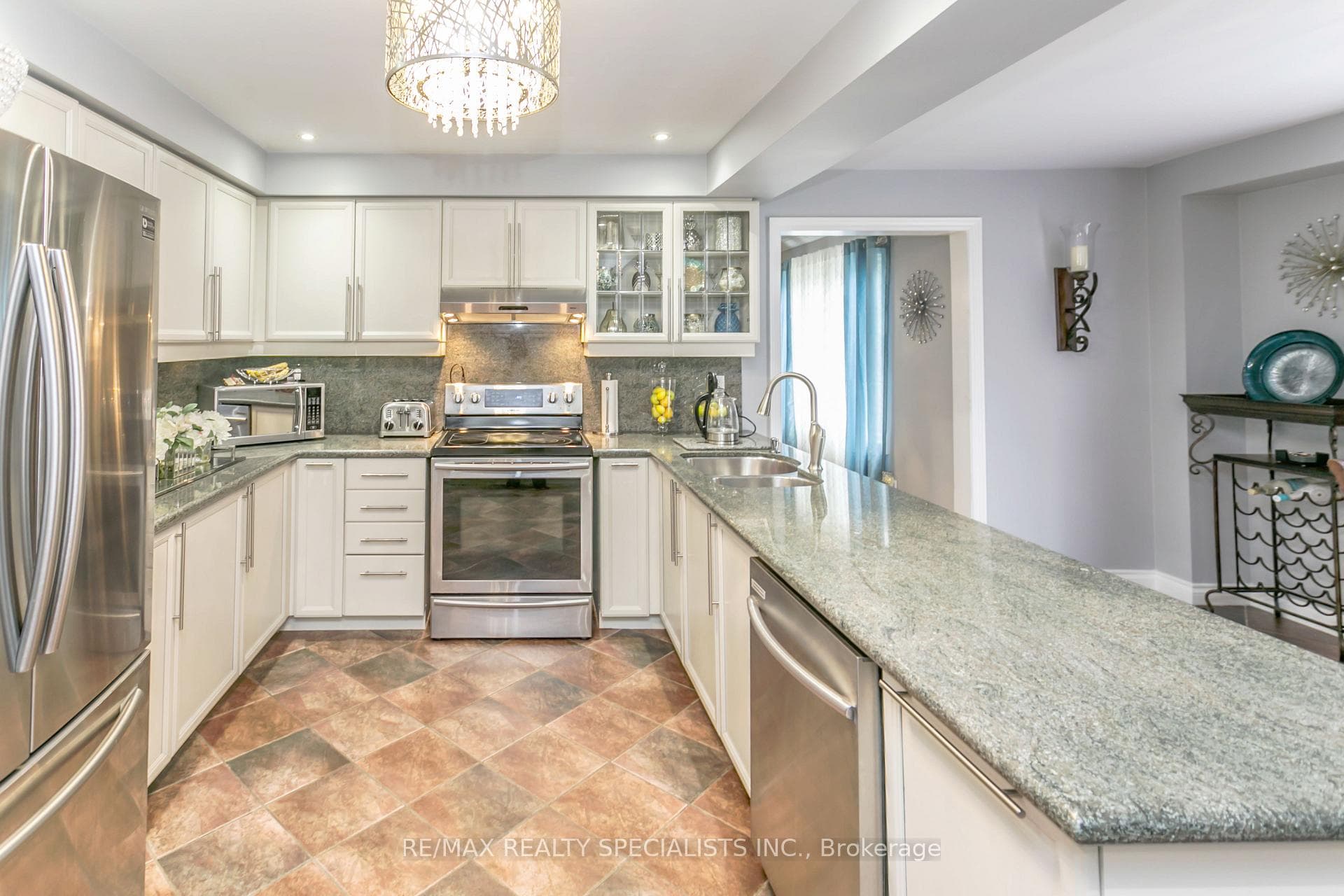 49 Simms Drive photo 10
