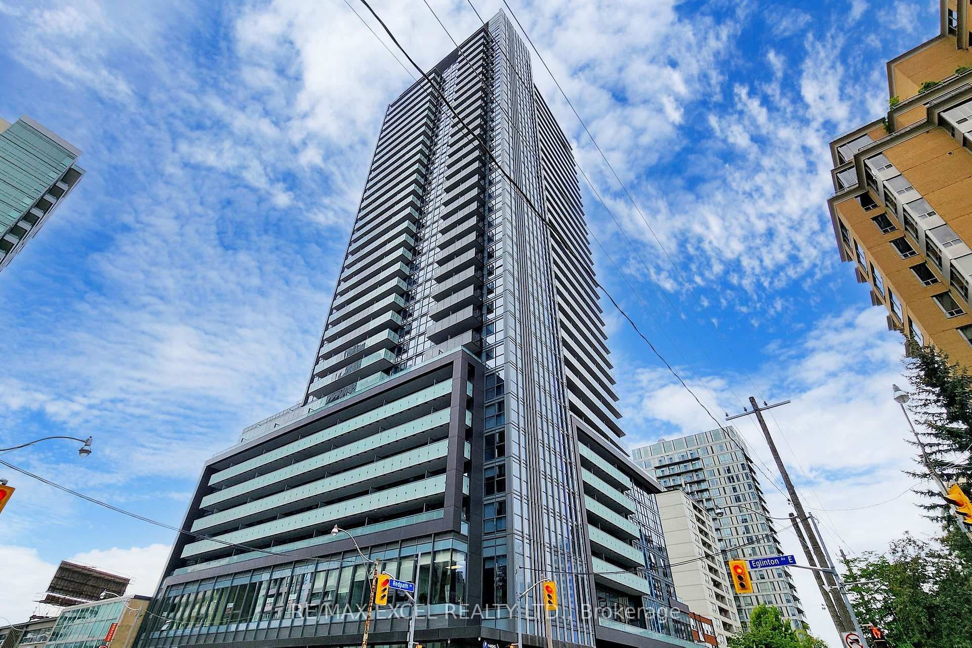 125 Redpath Avenue Unit 1411 photo 2