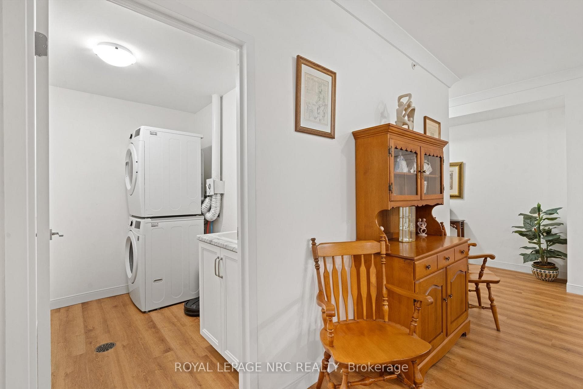 Private laundry with sink