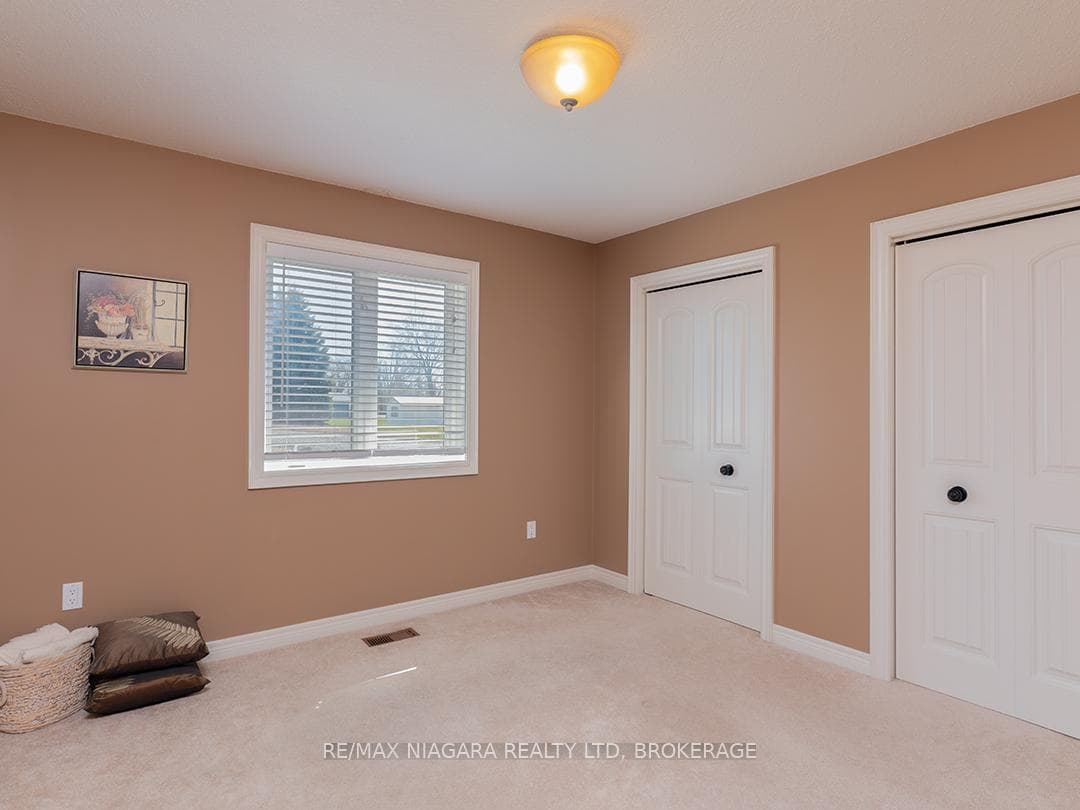 20219 Youngs Road photo 23
