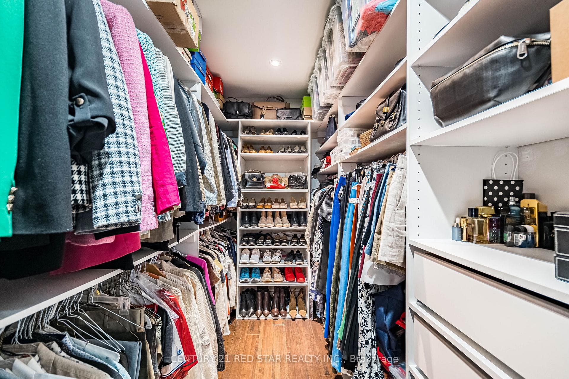 NOW this is a walk-in closet with organizer