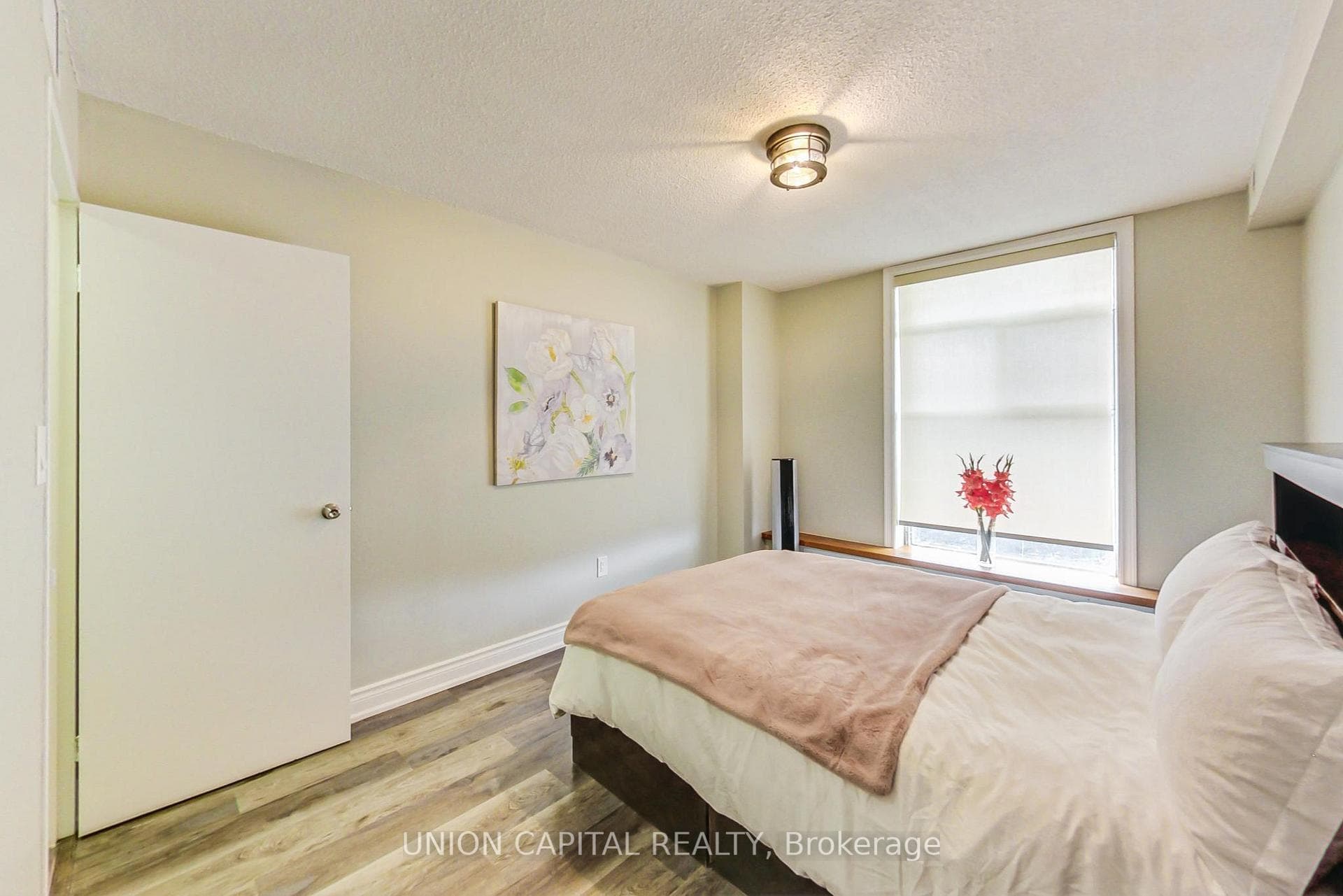 345 Driftwood Avenue Unit 910 photo 22