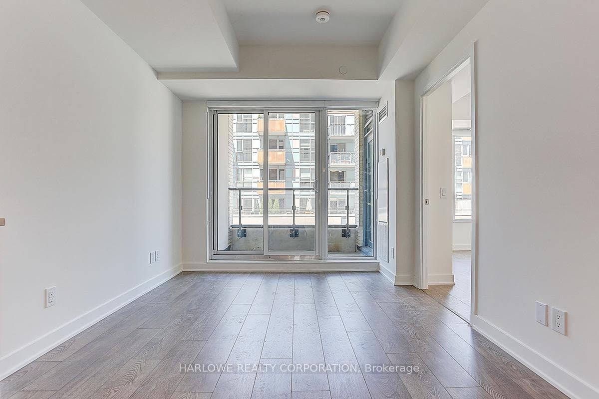 543 Richmond Street Unit 701 photo 13