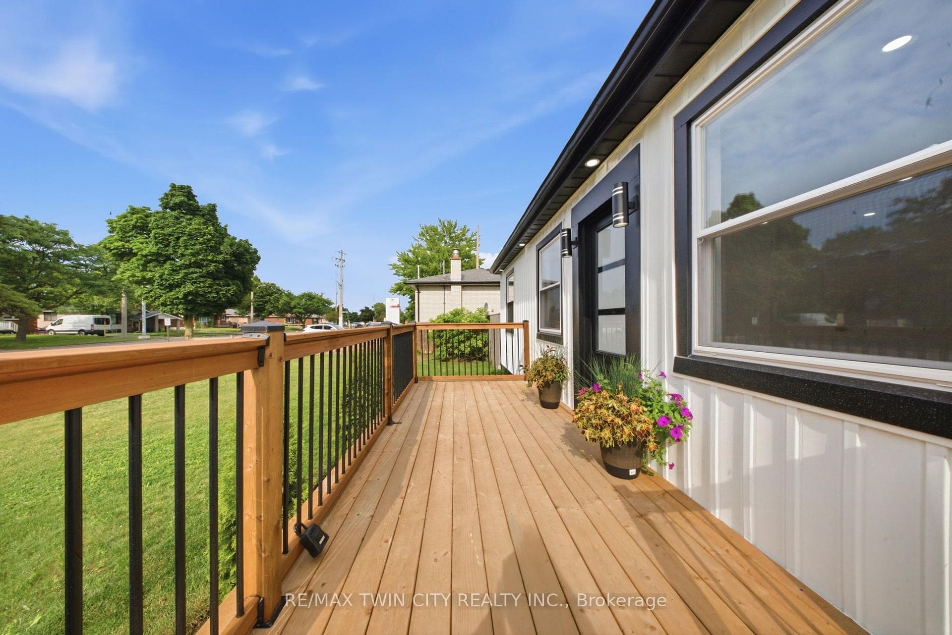 92 Fairview Drive photo 5