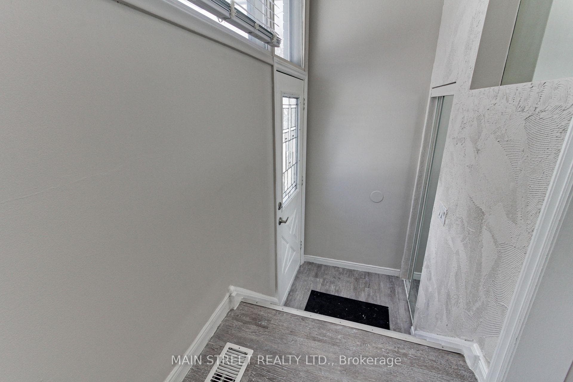 274 Penn Avenue photo 3