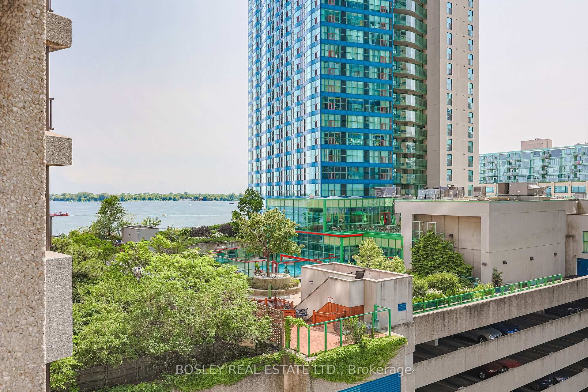 55 Harbour Square Unit 916 photo 22
