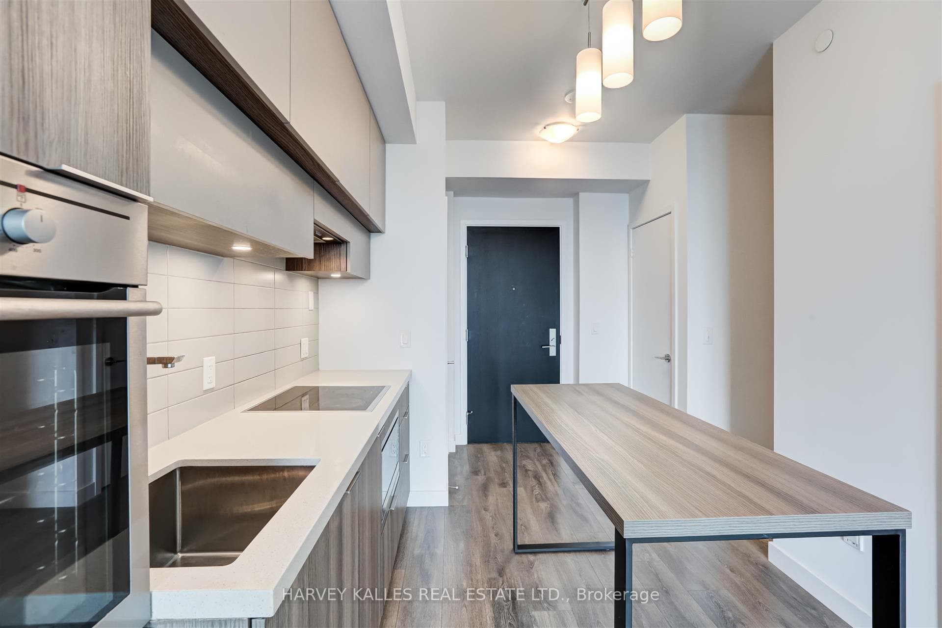 8 Eglinton Avenue Unit 5209 photo 14