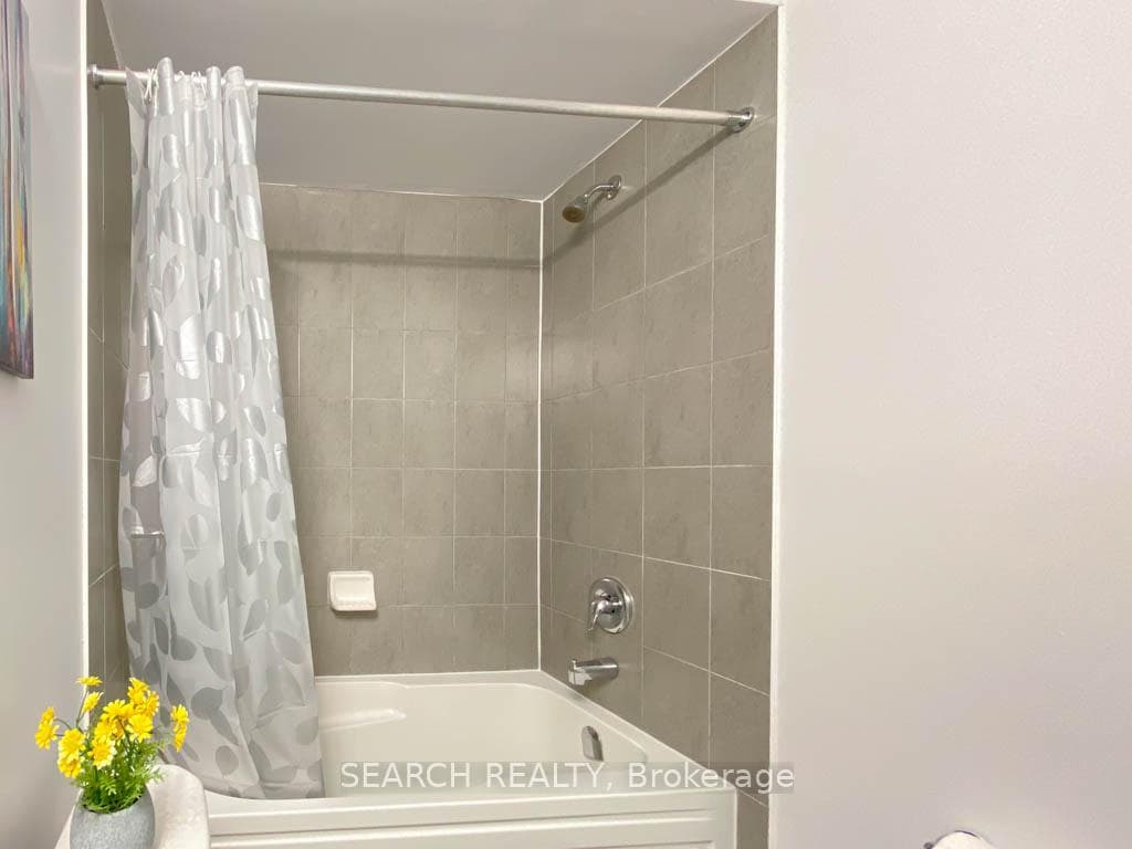 200 Veterans Drive Unit 122 photo 19