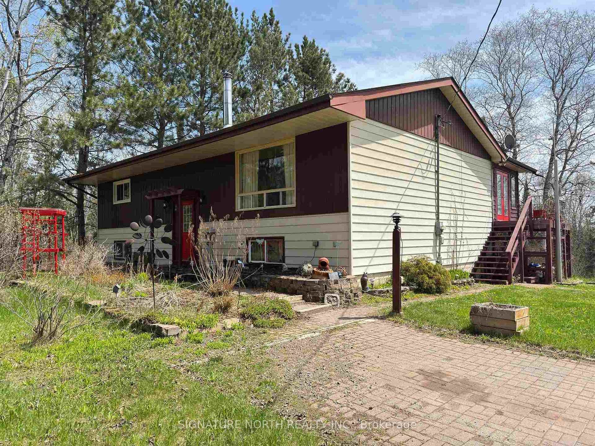 2457 Lakeshore Drive photo 1