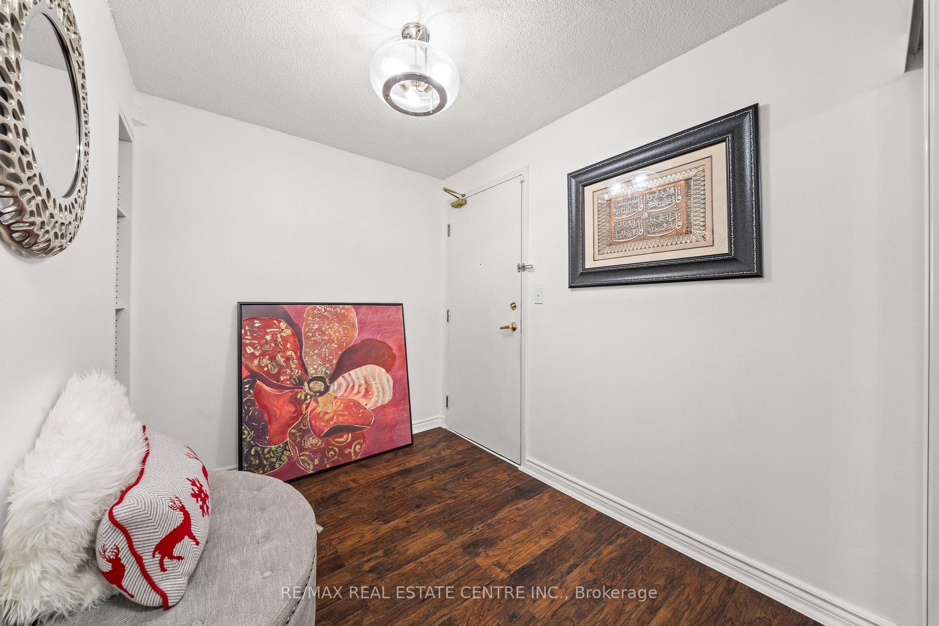 145 Hillcrest Avenue Unit 1907 photo 7