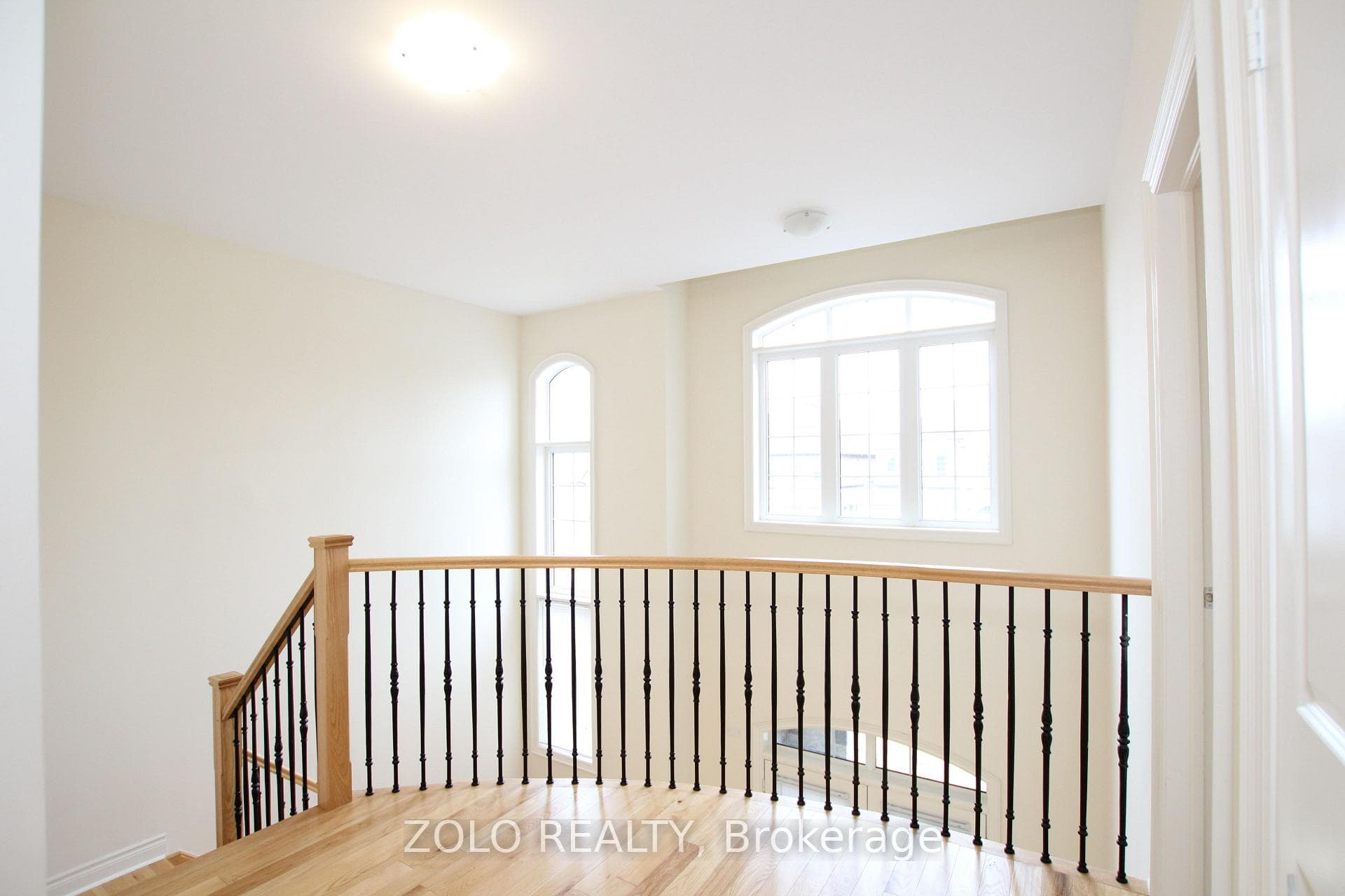 64 Cayton Crest
