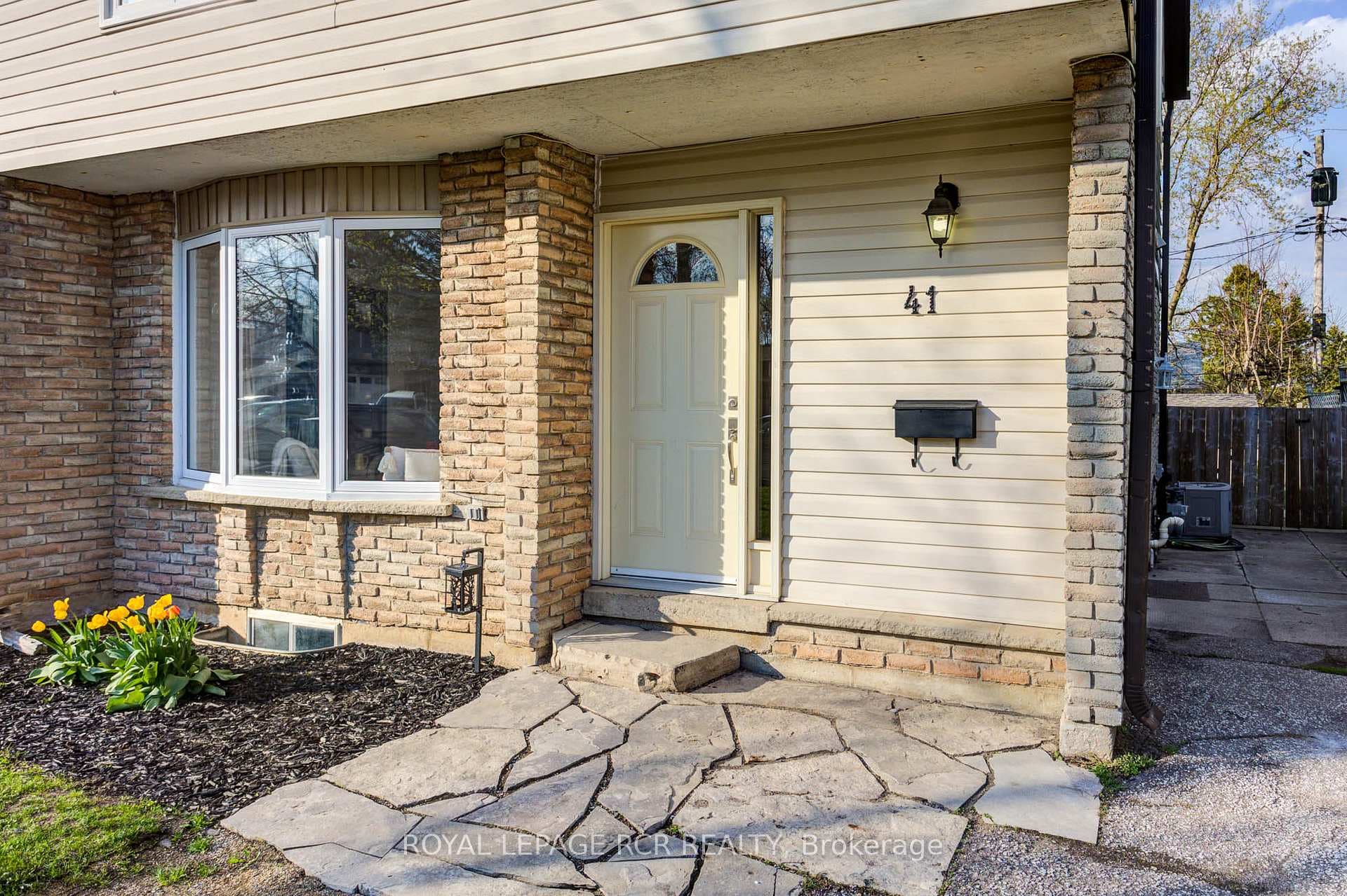 41 Cardwell Street photo 10