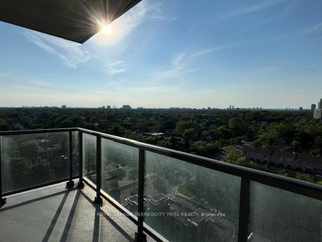NW view