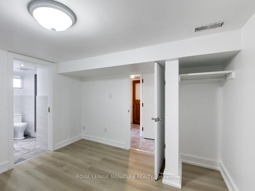 896 Bathurst Street Unit Bsmt photo 13