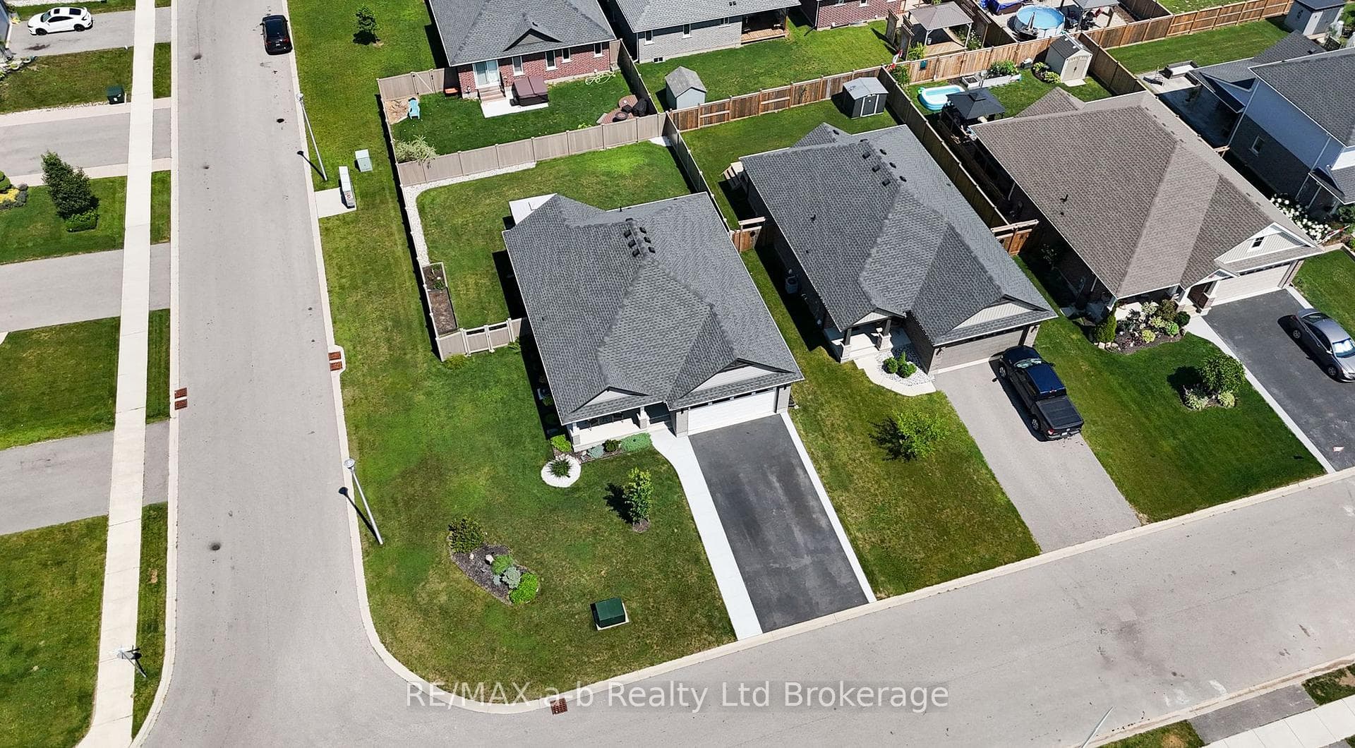 268 Wilson Avenue photo 30