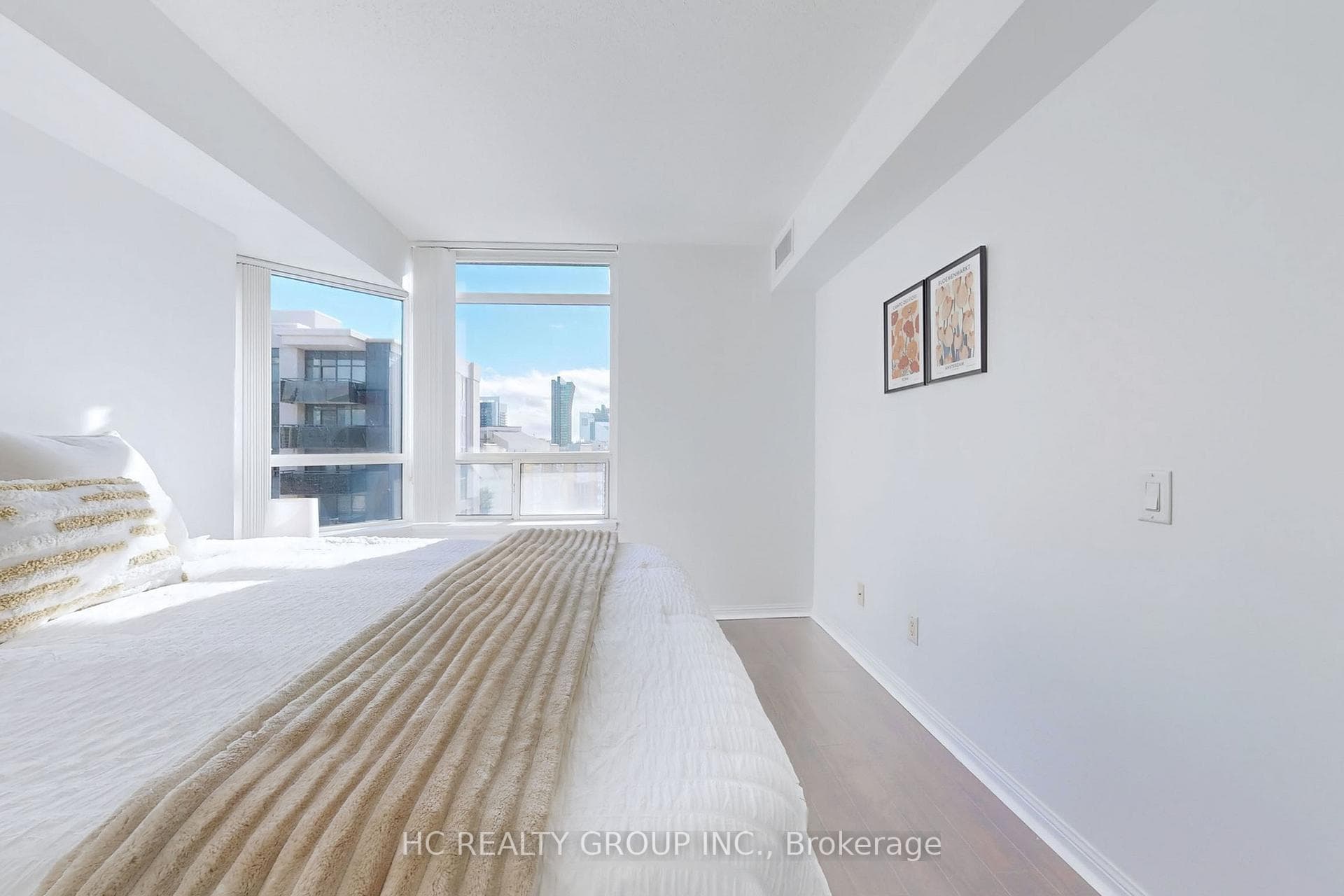 153 Beecroft Road Unit 2801 photo 23