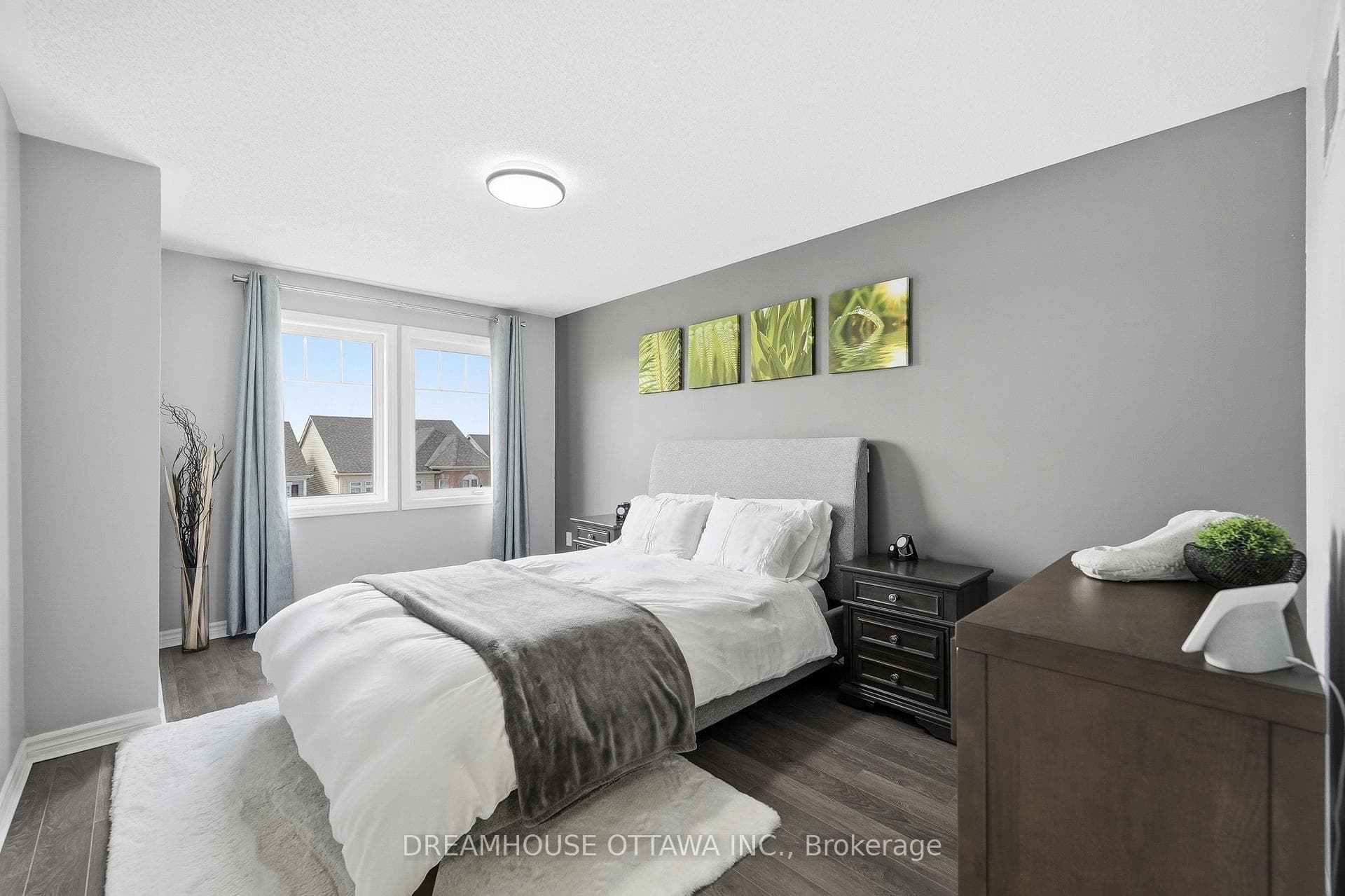 124 Pennant Avenue photo 26