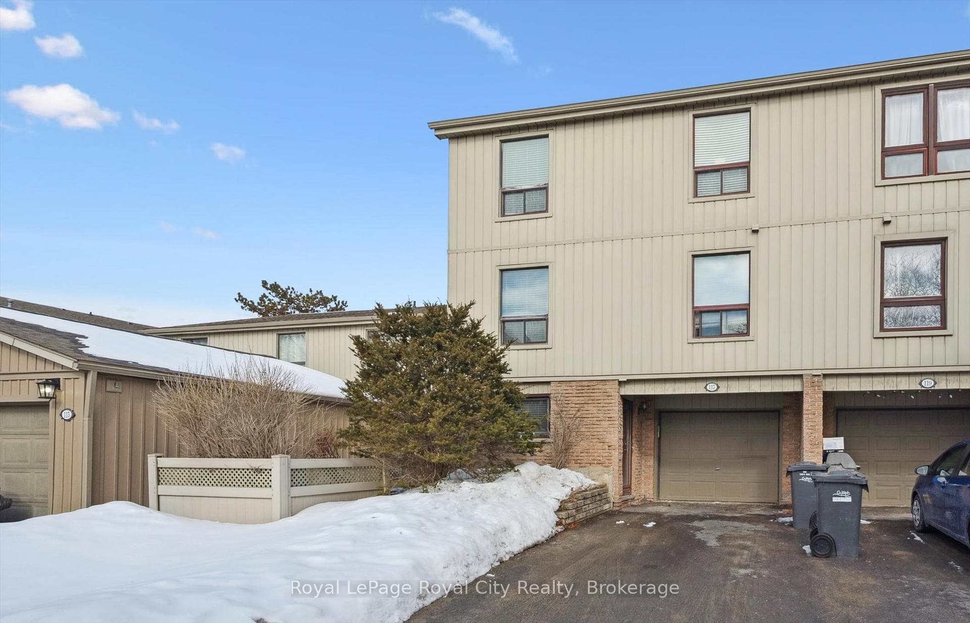 117 Janefield Avenue Unit 31 photo 1