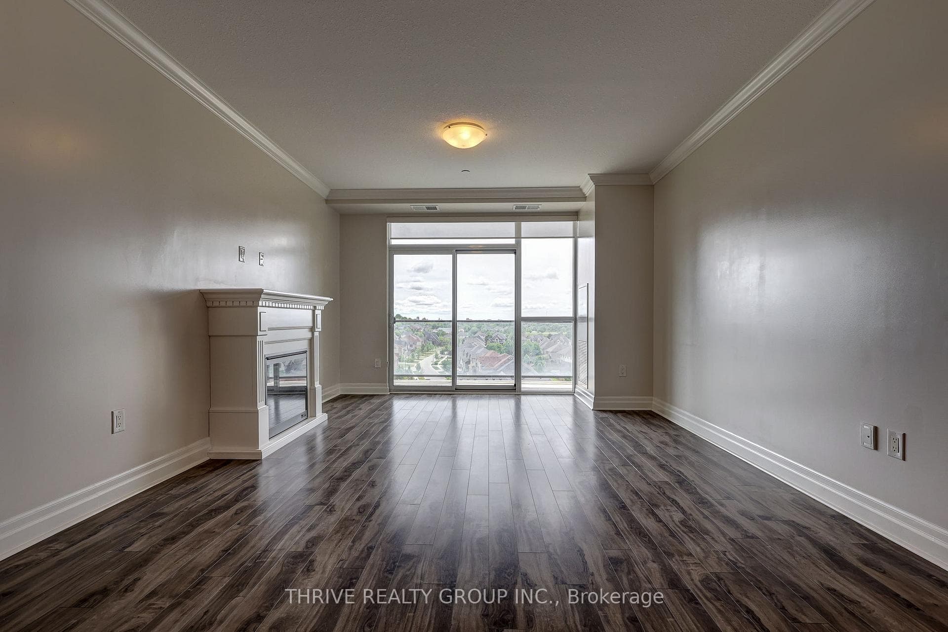 260 Villagewalk Boulevard Unit 707 photo 36
