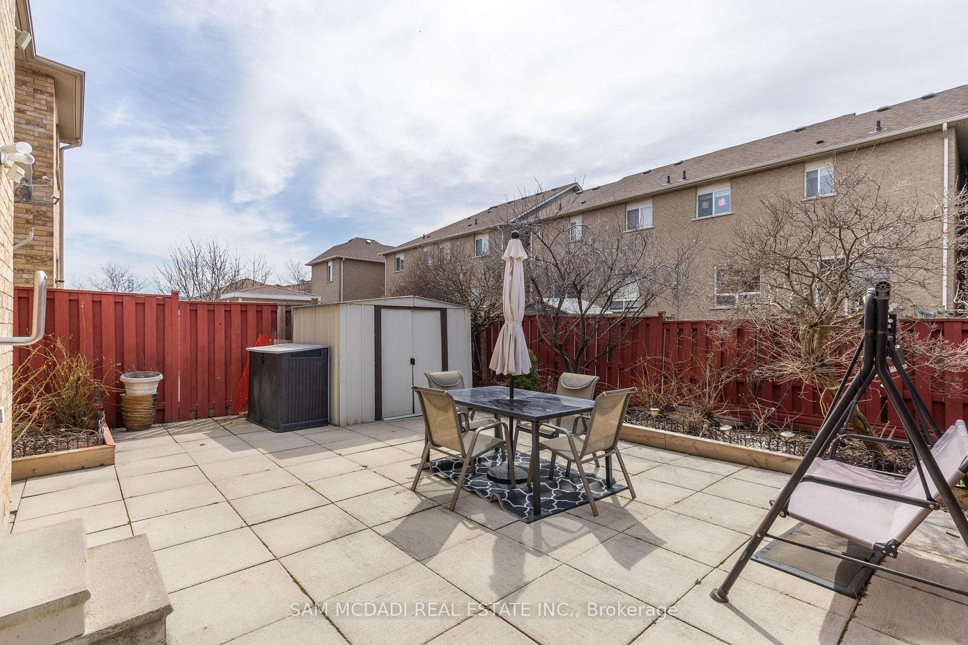 4876 Yorkshire Avenue photo 32