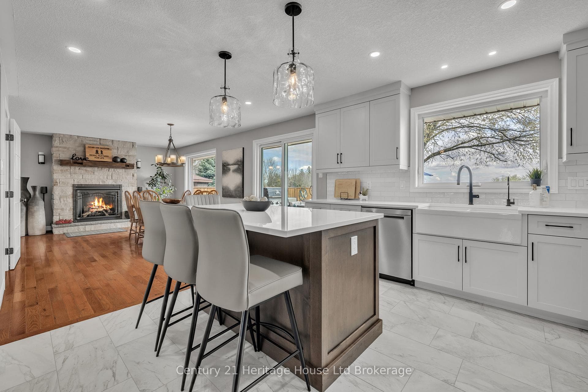 116 Baird Street photo 6