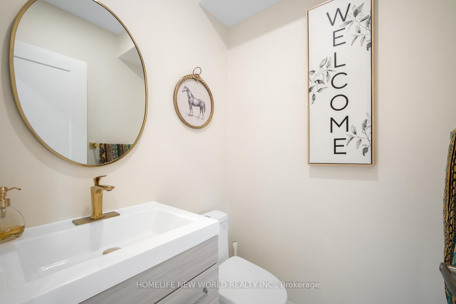 19 Willowgate Drive photo 32