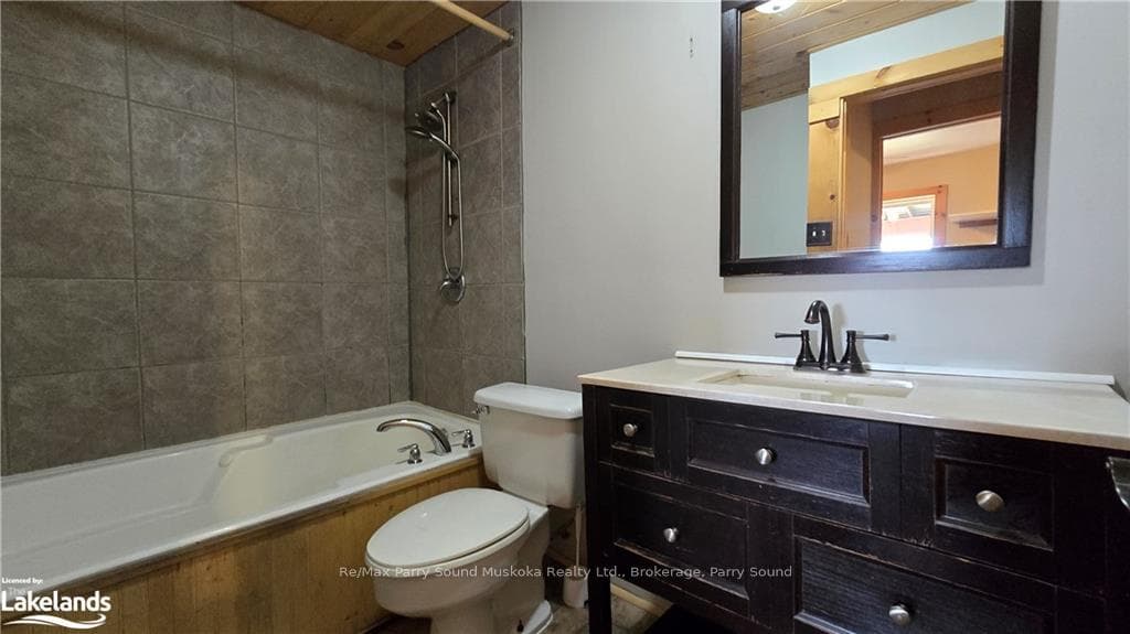 10 GLEN Avenue photo 16