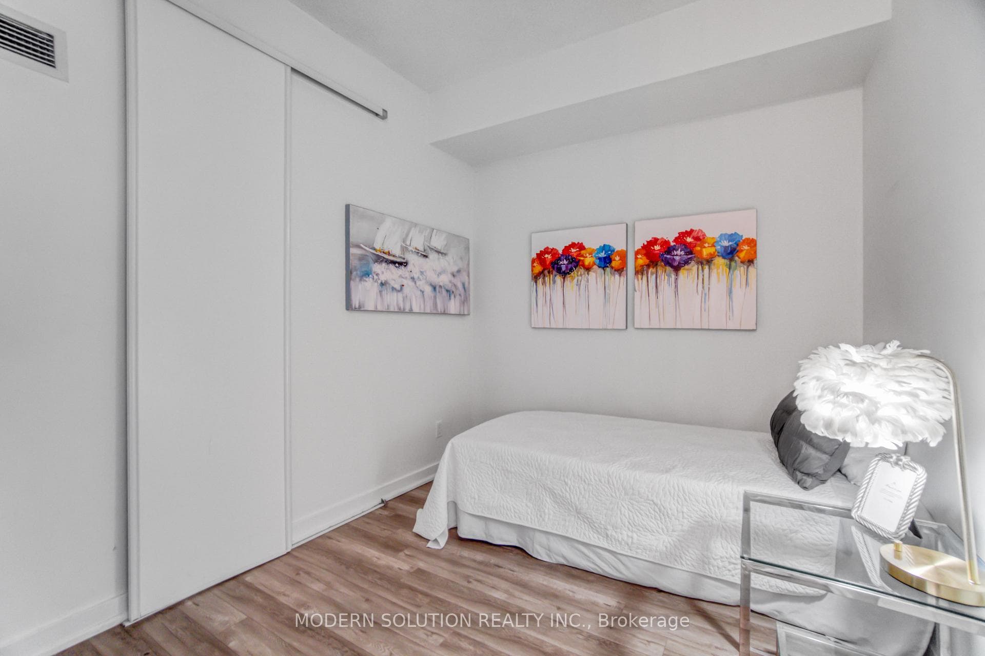 33 Charles Street Unit 1408 photo 21