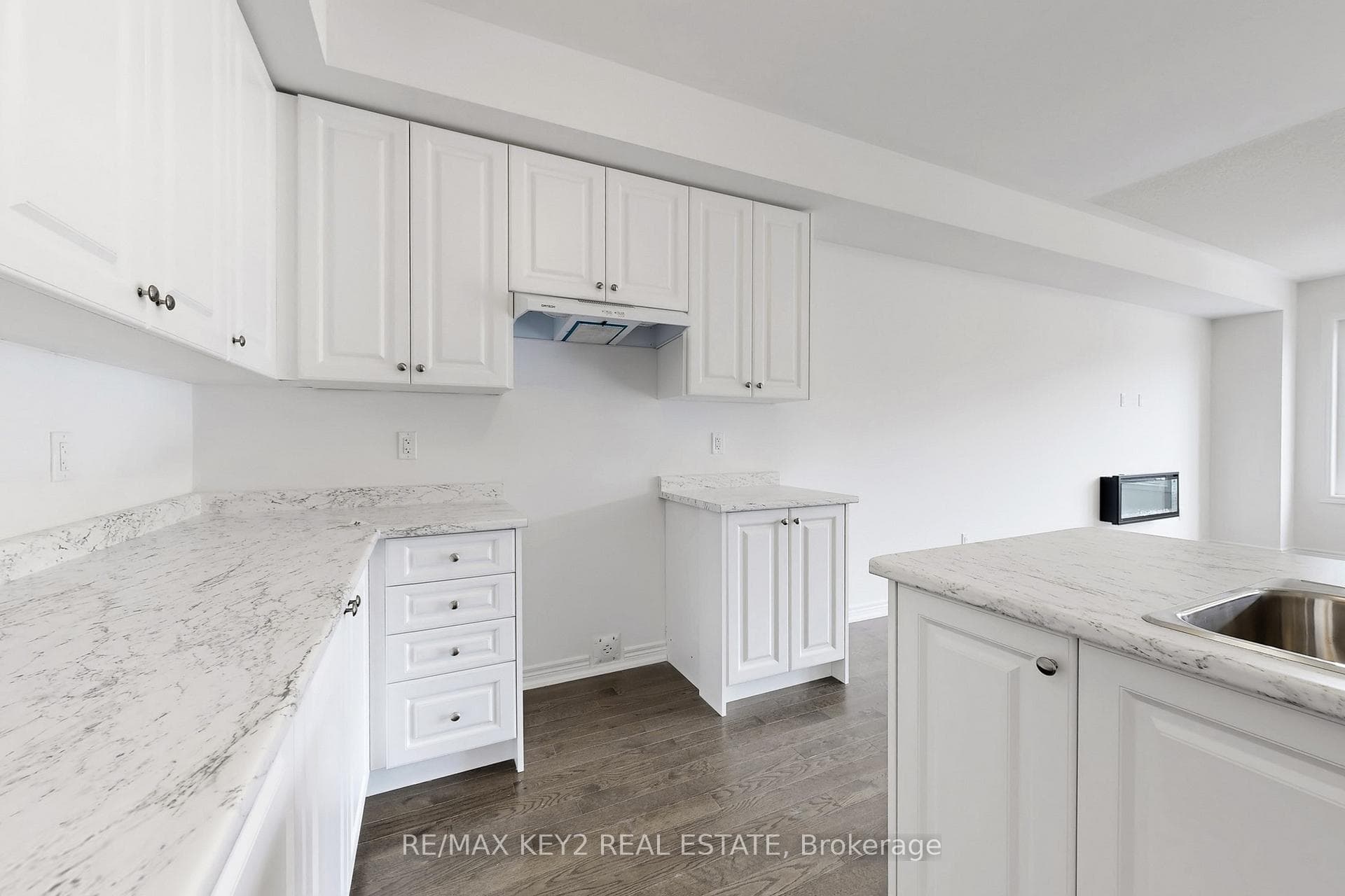 2929 Starlight Drive photo 9