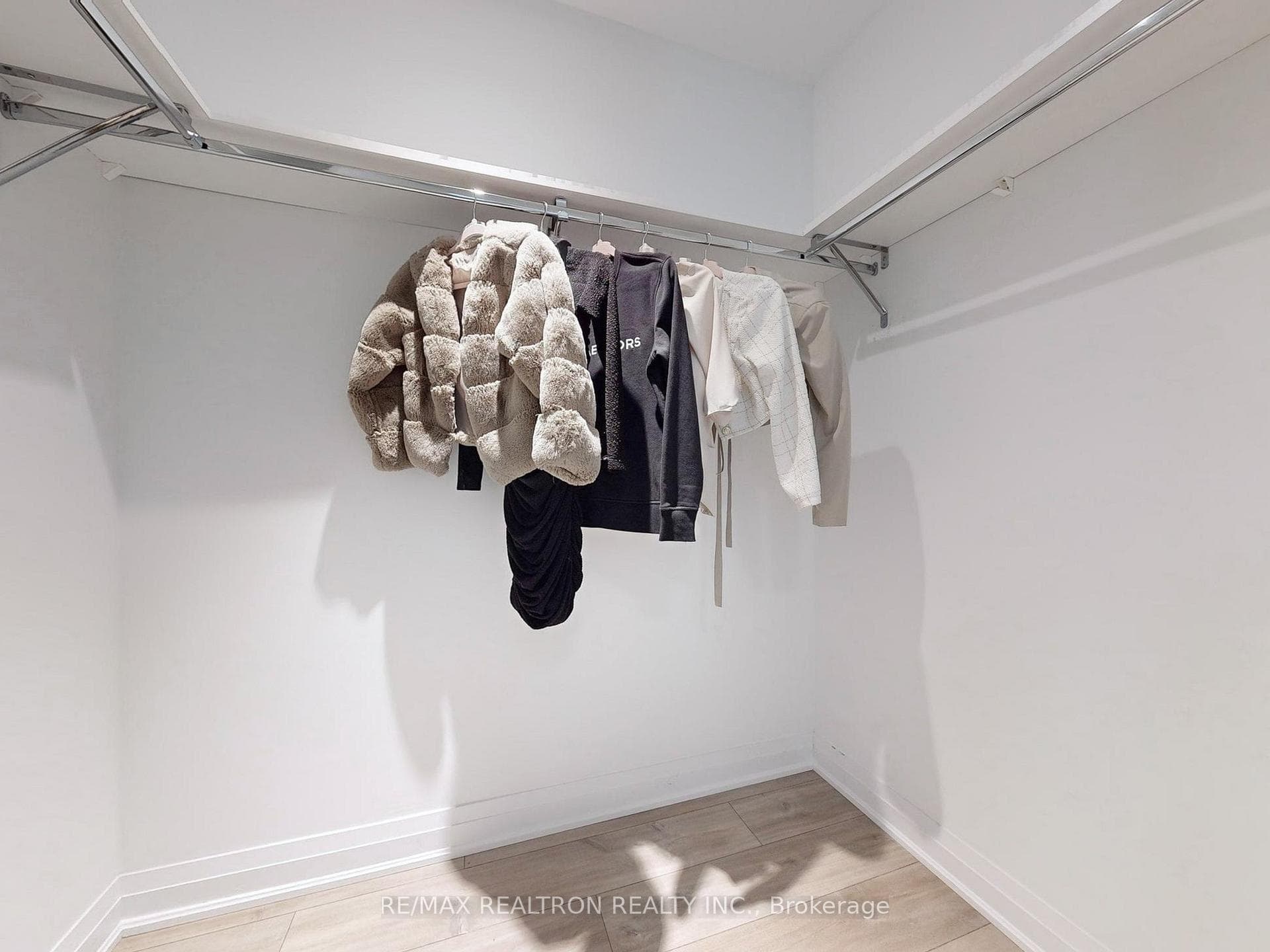 280 Howland Avenue Unit 629 photo 19
