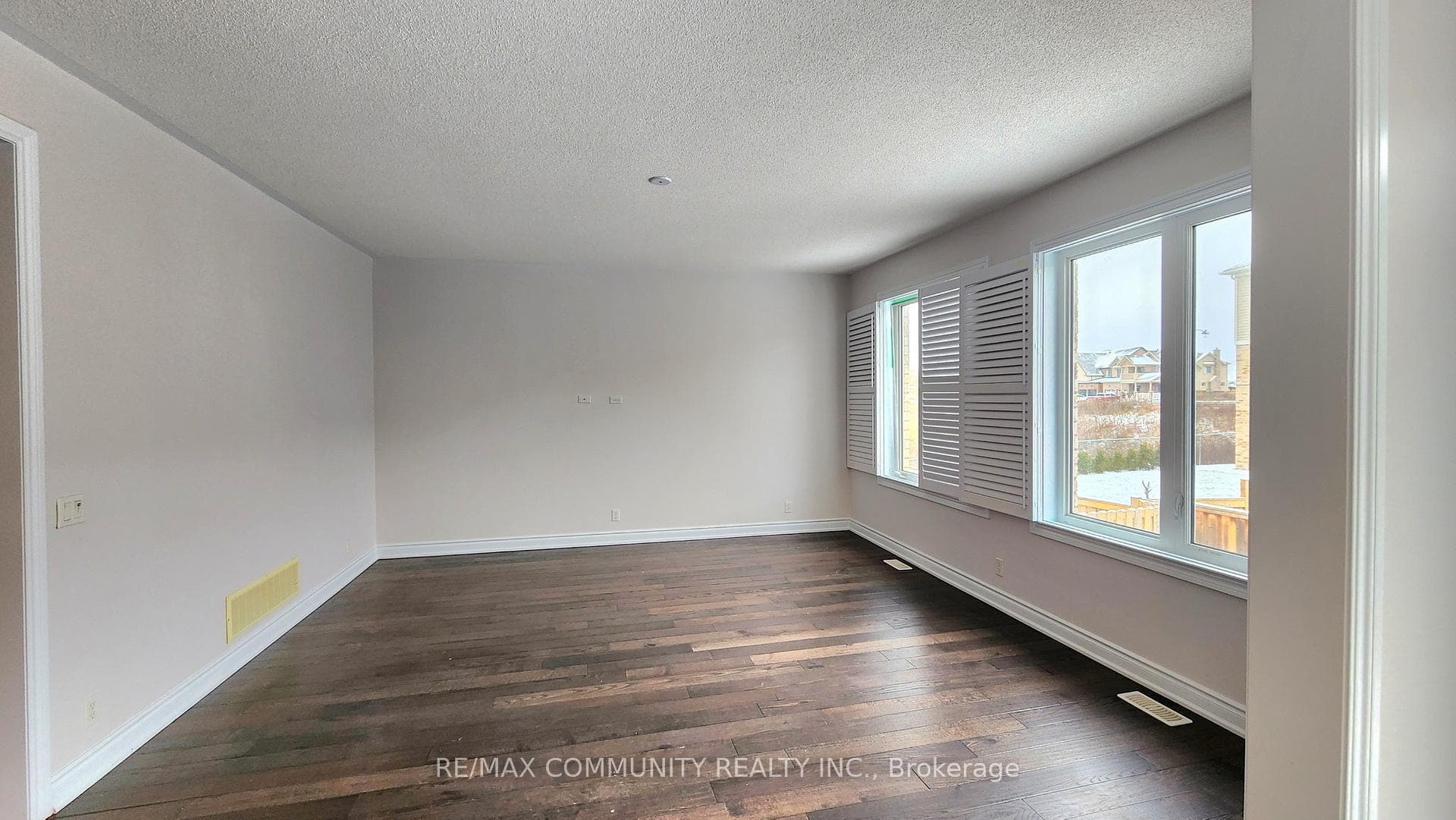 2364 Dobbinton Street Unit Main photo 7